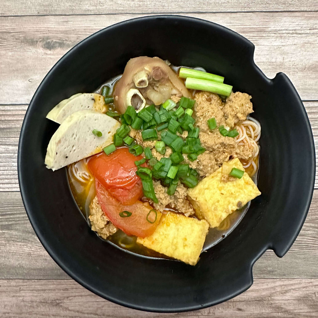 Simple recipe For Vietnamese Bun Rieu (Tomato and Crab Soup)